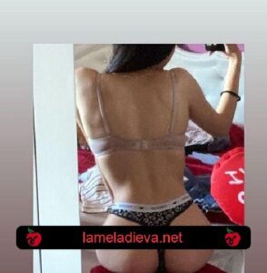 Ciao noi siamo Esmeralda e Gabriel