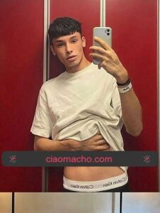 ★ ANGELO. BELLISSIMO TWINK MAGRO. QUI SOLO VIDEO E SPETTACOLI WEB CAM.   MOLTO DOTATO XXL :)   ★ SOLO VIDEO, SOLO VIDEO HOT LUNGHI E SPETTACOLI LIVE
