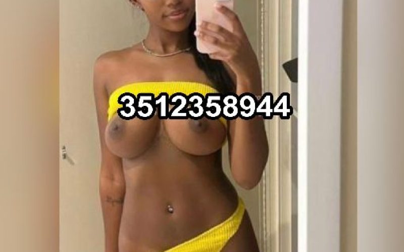 Anna, completissima, amante del sesso, sempre bagnata!