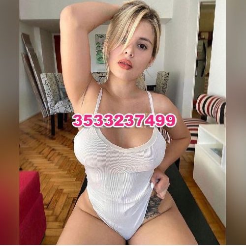 Stella, giovane e bellissima, mix di erotismo e passione…