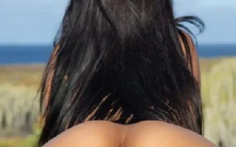 Bravissima pompinara, con gola profonda, e lato B disponibilissimo