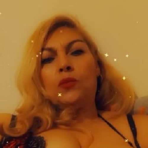 Donna MATURA, esperta, affascinante e gentile ALTA CLASSE. Foto reali 100 %
